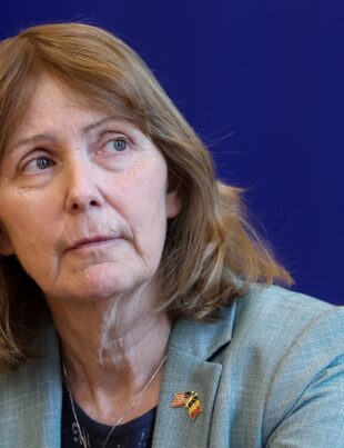 Ambasadorul SUA la Bucureşti, după instalarea lui Ciolacu: Aşteptăm să colaborăm pentru continuarea parteneriatului