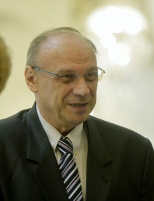 Pensiile magistraților care au ultimul cuvânt privind „reforma specialilor“, mai mari ca salariile. La cât ajung acestea