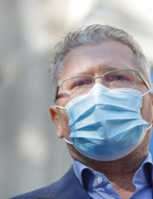 Liviu Negoiţă s-a înscris în Partidul Umanist Social Liberal