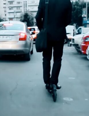 Vești proaste pentru conducătorii de trotinete și biciclete electrice! Vor fi obligați să plătească polițe de asigurare