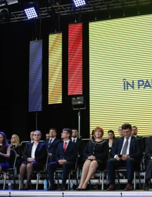 Exotica listă AUR pentru Parlamentul European: de la traseiști la lideri ai partidului