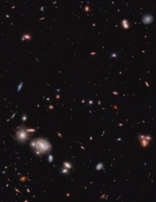 Telescopul James Webb a descoperit cea mai îndepărtată gaură neagră activă supermasivă, denumită CEERS 1019