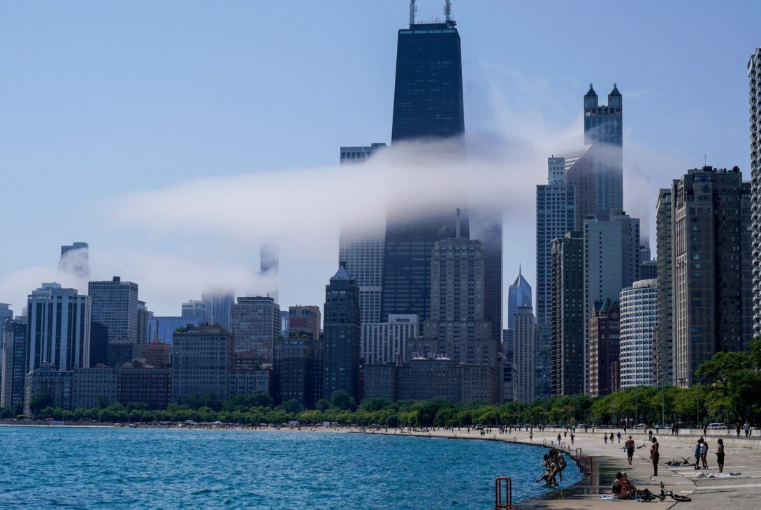 Le fuge pământul de sub picioare. Structura clădirilor din Chicago este afectată de schimbările climatice