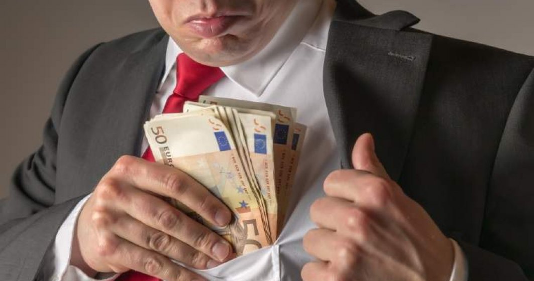 Se întâmplă și la case mai mari! Şeful Academiei Internaţionale Anticorupţie, suspendat pentru suspiciuni de corupţie