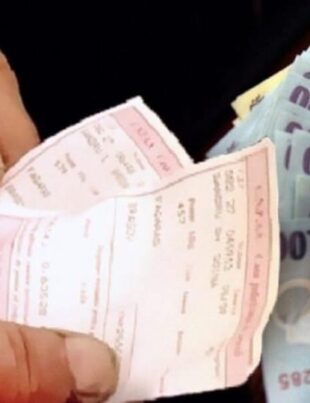 Atenție, ce comisioane suportă pensionarii care primesc pensia pe card în luna iulie
