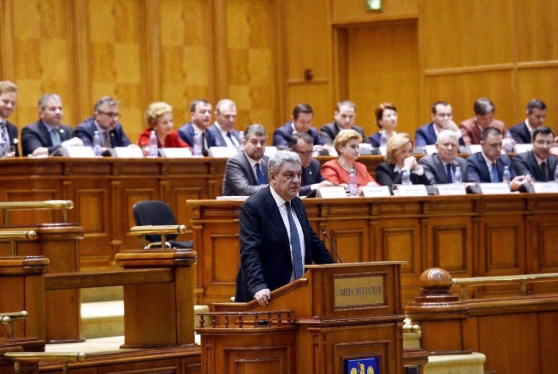 Tudose, atac dur la PNL: Nu președintele PSD are pensie specială, ci al lor