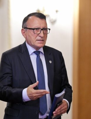 Stănescu: Istoria pensiilor speciale va fi încheiată de actuala coaliție. Angajamentul e pentru reforme reale, nu mimate