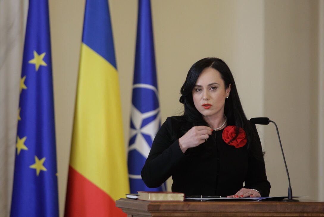 Ministrul Muncii: Pentru a putea plăti pensii și salarii decente este nevoie de reglementări clare pe piața muncii