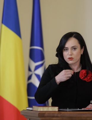 Ministrul Muncii: Pentru a putea plăti pensii și salarii decente este nevoie de reglementări clare pe piața muncii