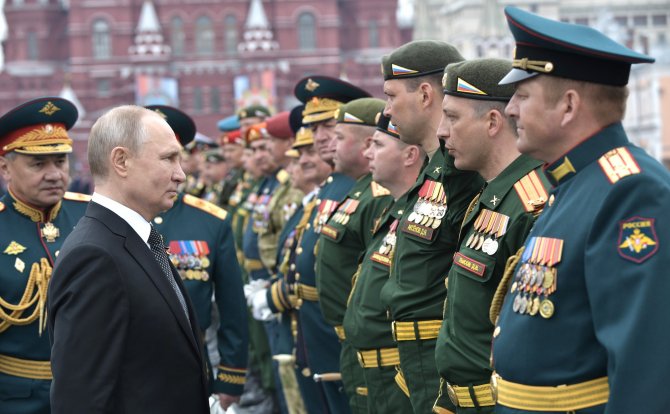 Rusia și-a trimis spionii în Marea Britanie! Poliția britanică i-a arestat