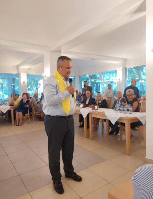 Ciucă, la Şcoala de vară a seniorilor din PNL: România trebuie să-şi schimbe mentalitatea