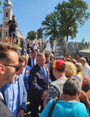 Ciucă: Avem nevoie de un proiect de țară. România traversează o perioadă în care ura, judecata pripită și invidia otrăvesc