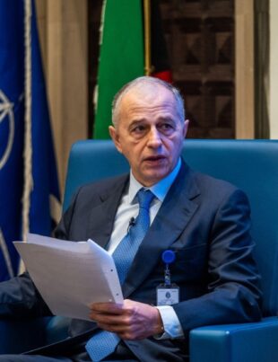 Geoană: Astăzi nu vedem condiţiile politice pentru declanșarea dialogului privind pacea în Ucraina