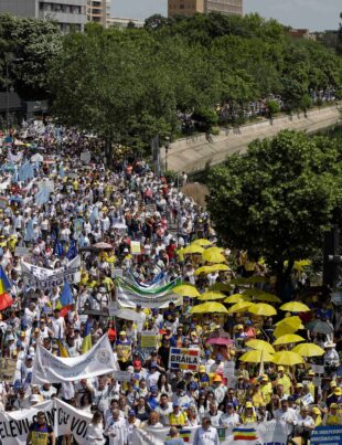 Ce modificări vor sindicaliștii la reforma bugetară: normă de hrană mai mare, vouchere de vacanță pentru toți, fără reduceri de personal