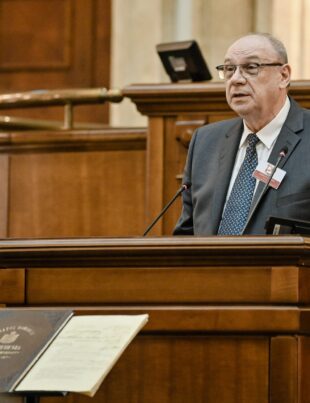 Coaliția a ratat plafonarea sporurilor nesimțite