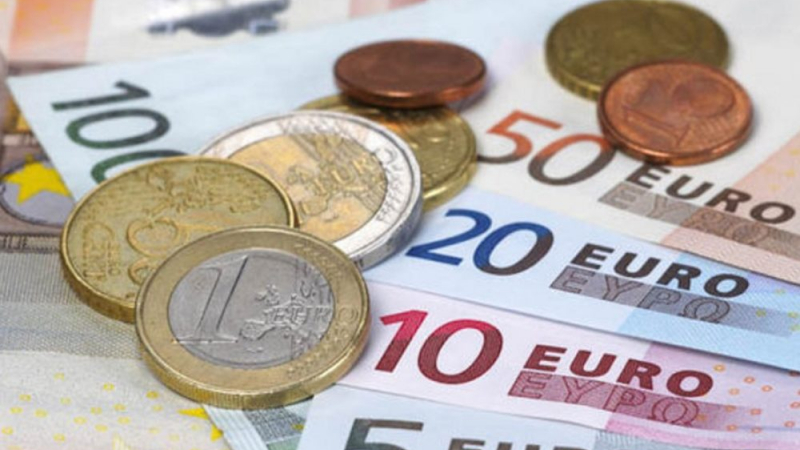 Curs valutar, 26 septembrie 2023! Euro și dolarul, în creștere