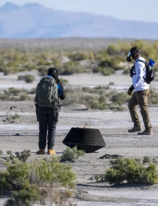 Capsula cu mostre din cel mai periculos asteroid din Sistemul Solar a aterizat cu succes pe Pământ