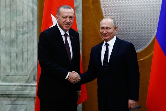 Vești bune pentru Ucraina! După întâlnirea cu Putin, Erdogan este optimist privind reluarea transportului de cereale pe Marea Neagră