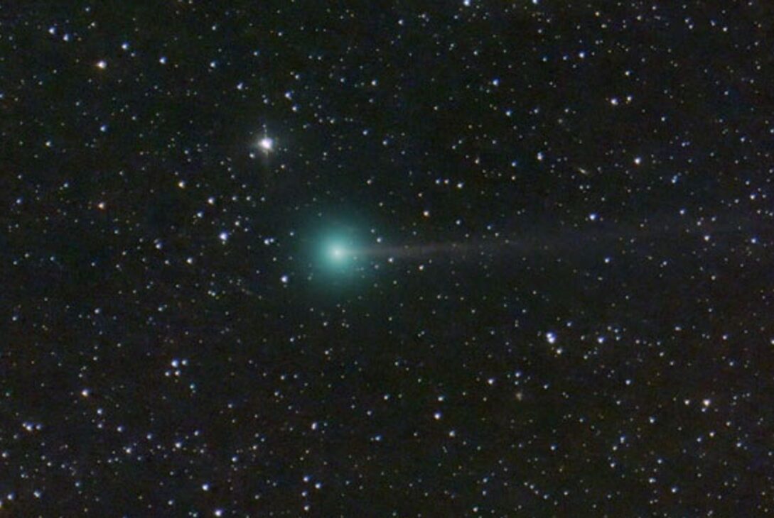Cometa Nishimura trece pe lângă Pământ. Iată cum o poți vedea