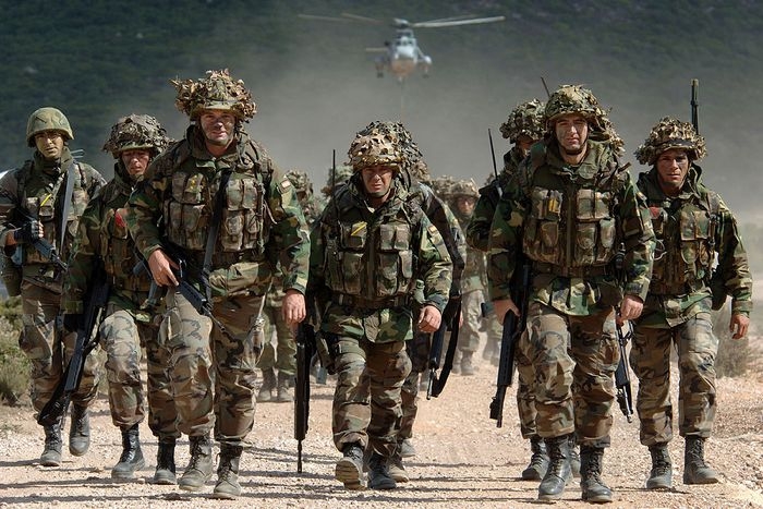 Pentagonul este pregătit să intervină! 2.000 de soldaţi americani sunt gata pentru a fi desfăşuraţi în Orientul Mijlociu