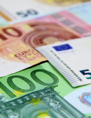 Ministrul german de Finanţe: Regulile bugetare ale UE ar trebui să ţină cont de noile condiţii economice