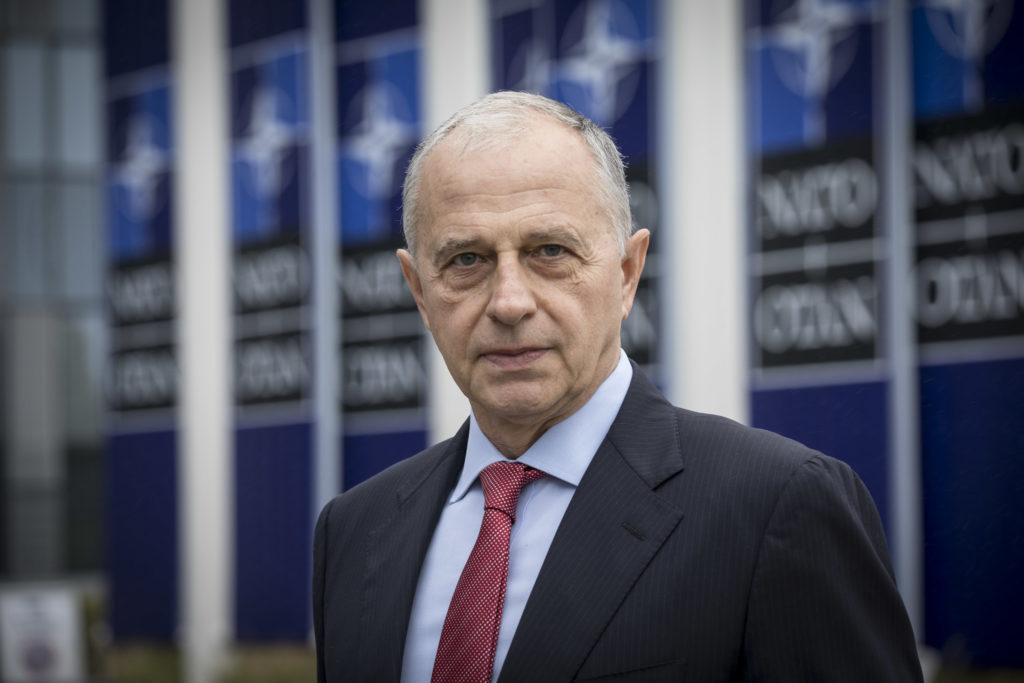 Secretarul general adjunct al NATO, Mircea Geoană: Intrarea Ucrainei, Moldovei, Georgiei în UE şi NATO este calea ca România să evadeze de la periferia Europei