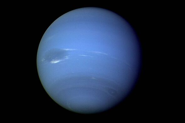Astronomii descoperă 3 noi sateliți în jurul lui Uranus și Neptun