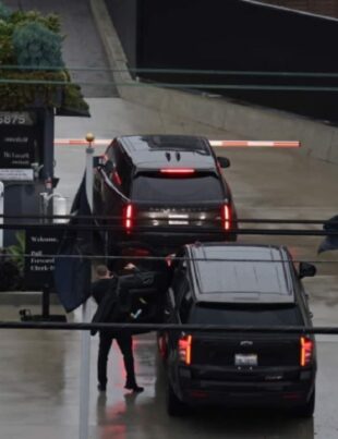 Breaking News! Prințul Harry a ajuns la Londra pentru a se vedea cu tatăl său, bolnav de cancer! Megan Markle a rămas în California!