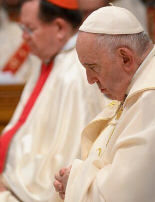 Demisionează Papa Francisc? Suveranul Pontif ar putea urma traseul predecesorului său, Papa Benedict