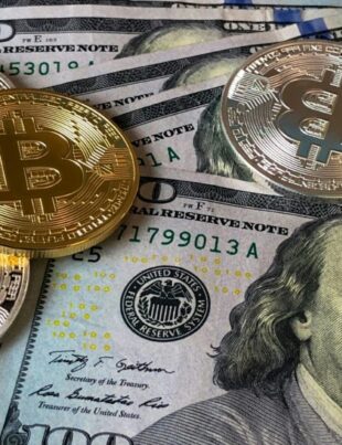 Investitorii din piața activelor digitale au motive de bucurie! Bitcoin a ajuns la aproximativ 66.300 dolari pe unitate