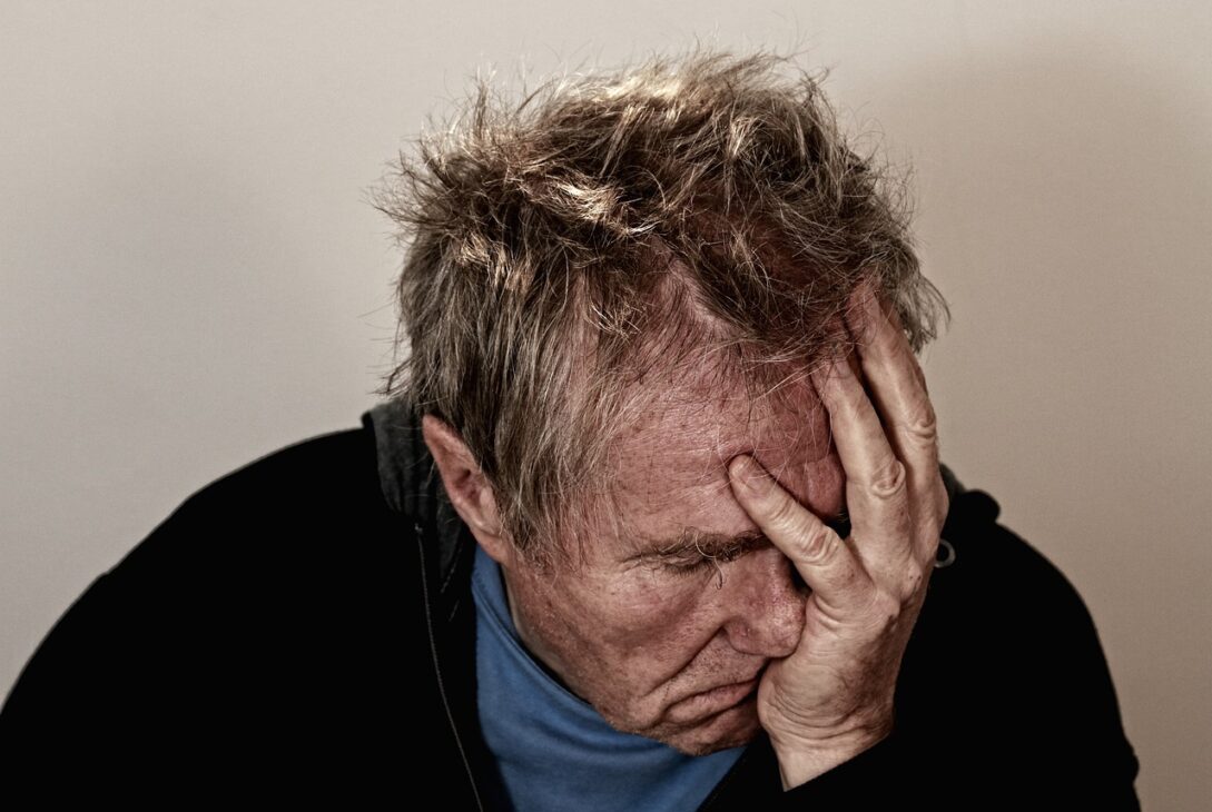 Pensionarul care rămâne cu 40 de lei după ce își plătește toate taxele și medicamentele. Bărbatul de 67 de ani este cetățean britanic