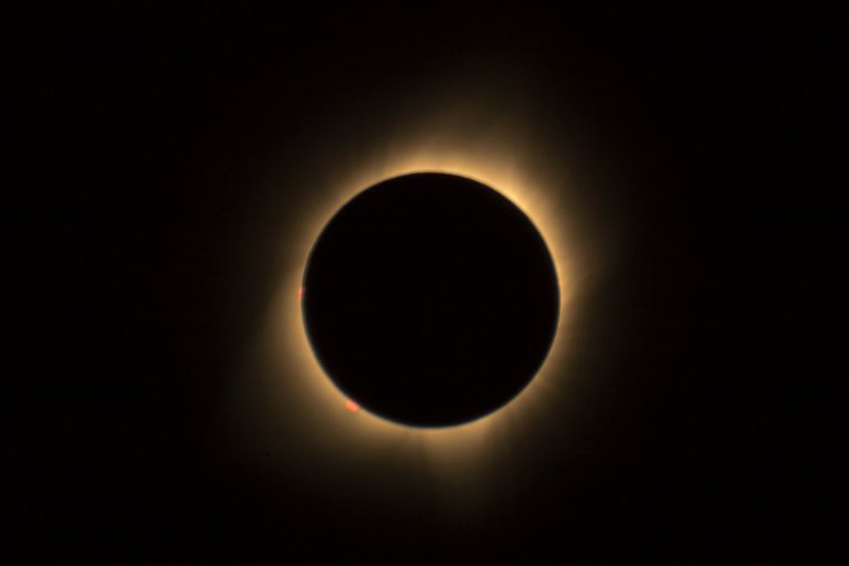 Eclipsă totală de soare în 2024. NASA va efectua mai multe experimente pentru a studia atmosfera