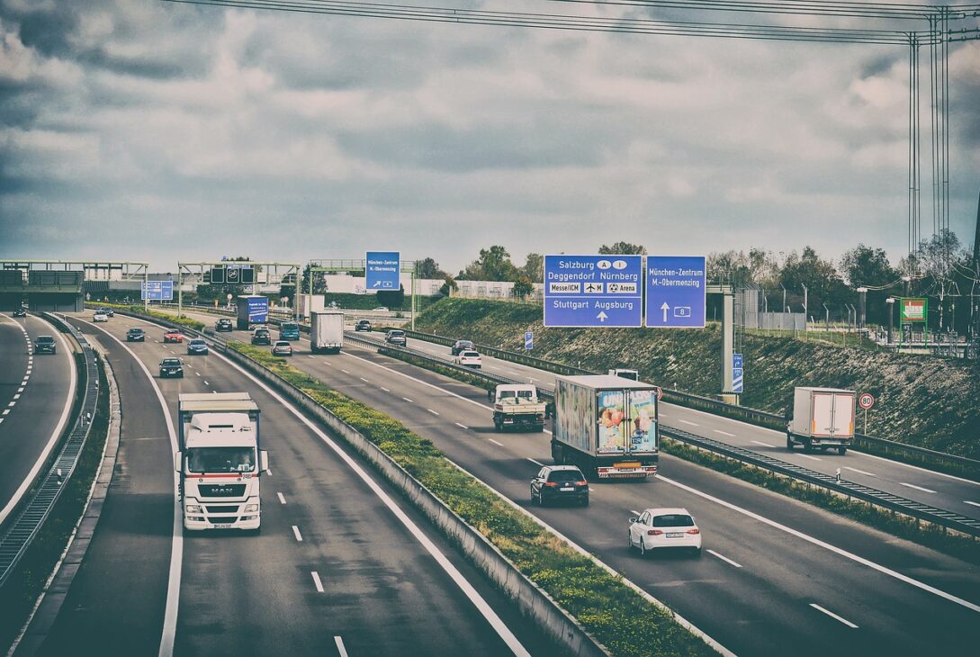 Semnul de circulație pe care șoferii îl confundă în mod frecvent. Atenție mare la detaliile care fac diferența