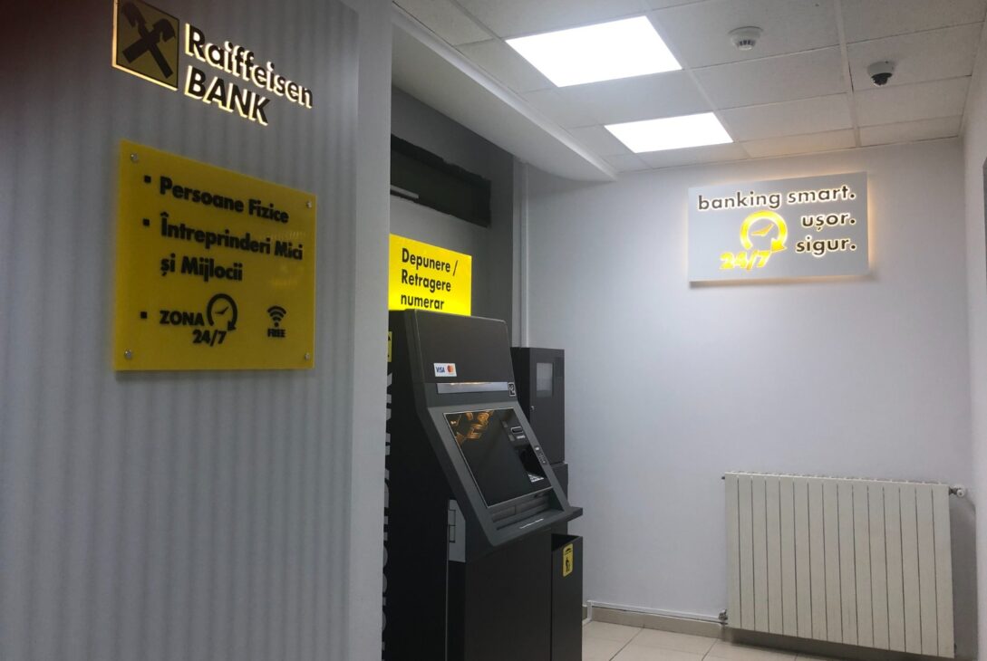 Schema prin care Raiffeisen Bank a dat o lovitură concurenței din România. Cu cine s-a asociat banca austriacă