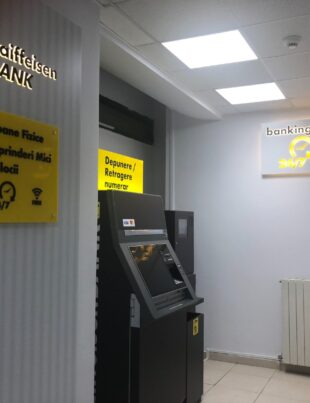 Schema prin care Raiffeisen Bank a dat o lovitură concurenței din România. Cu cine s-a asociat banca austriacă