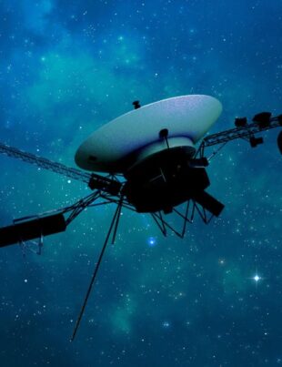 Voyager 1 trimite date către Pământ pentru prima dată în 5 luni