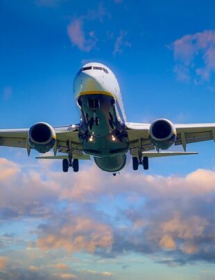 Europa e paralizată! Decizia controlorilor de trafic a afectat toate zborurile de pe bătrânul continent