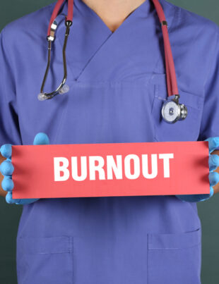 STUDIU. 36% dintre medici suferă de burnout