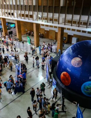 SpaceFEST te așteaptă la Universitatea Politehnică din București