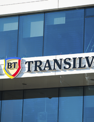 Panică printre românii care au carduri la Banca Transilvania. Ce au pățit clienții celei mai mari unități bancare din țară în urmă cu câteva zile