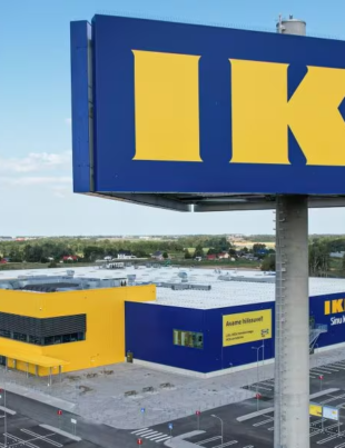 Salariile angajaților IKEA sunt amețitoare, comparativ cu cele din România. Cât primește pentru o oră de muncă un simplu lucrător în celebrul magazin suedez