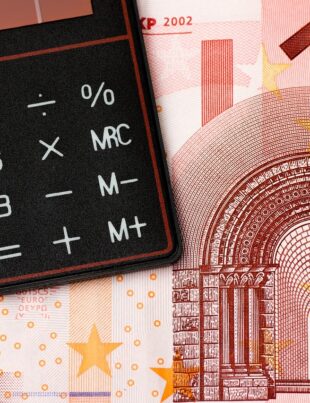 Ce datorie are România la FMI în realitate. Banii pe care țara noastră i-a împrumutat de la fond nu sunt deloc puțini