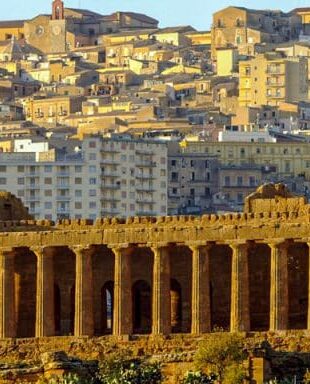 Locul de basm din Italia care nu mai primește turiști. Motivul din spatele acestei decizii luate de autorități