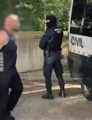 Un român a bătut palma cu rușii pentru o lovitură ca-n filme. Cum a încercat să răpească doi milionari