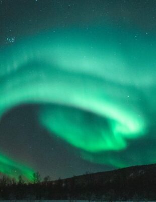 Aurora Boreală s-a văzut în Bucovina împreună cu Perseidele