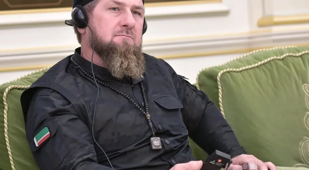 Amicul lui Vladimir Putin și-a cumpărat o super-mașină. Cum arată achiziția de război a lui Ramzan Kadîrov