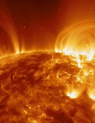 Soarele generează o furtună geomagnetică