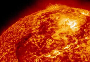 Cercetătorii au surprins cea mai mare erupție solară din ultimii ani