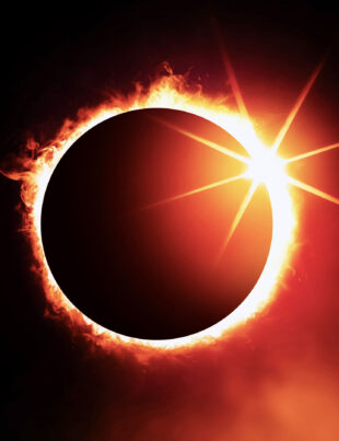 Eclipsa de soare cu „cerc de foc” a luminat emisfera sudică