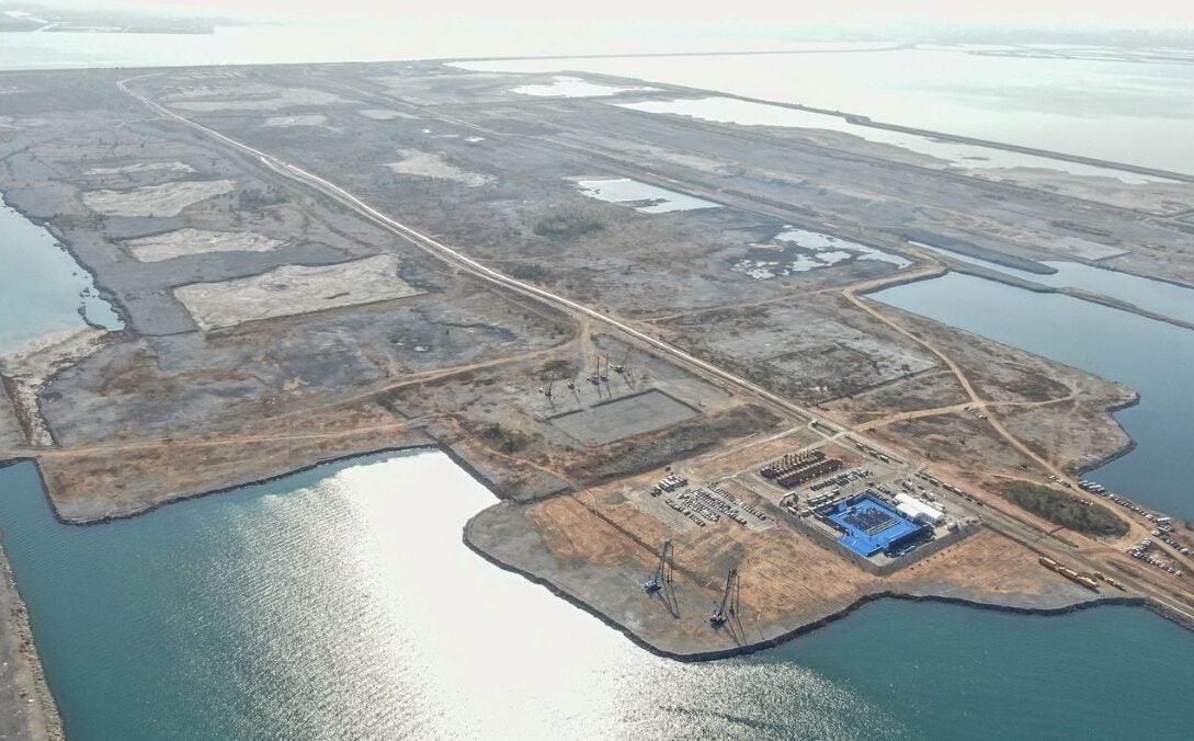 China Construiește Pe O Insulă Artificială Cel Mai Mare Aeroport Din Lume